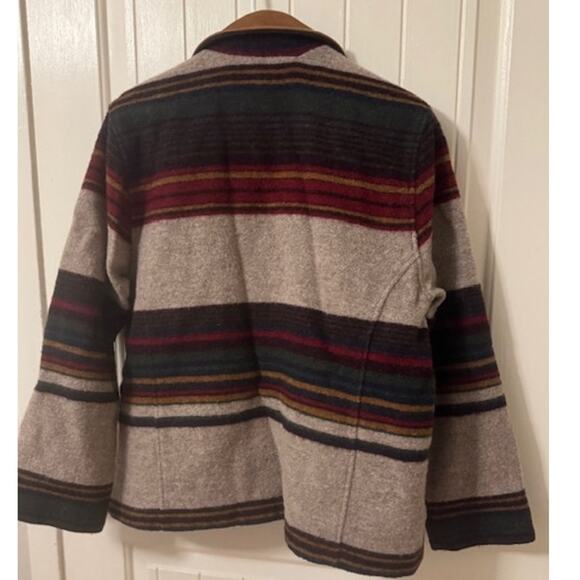 Vintage Woolrich Southwestern Striped Wool Blanket USA Made Coat M - Picture 5 of 10